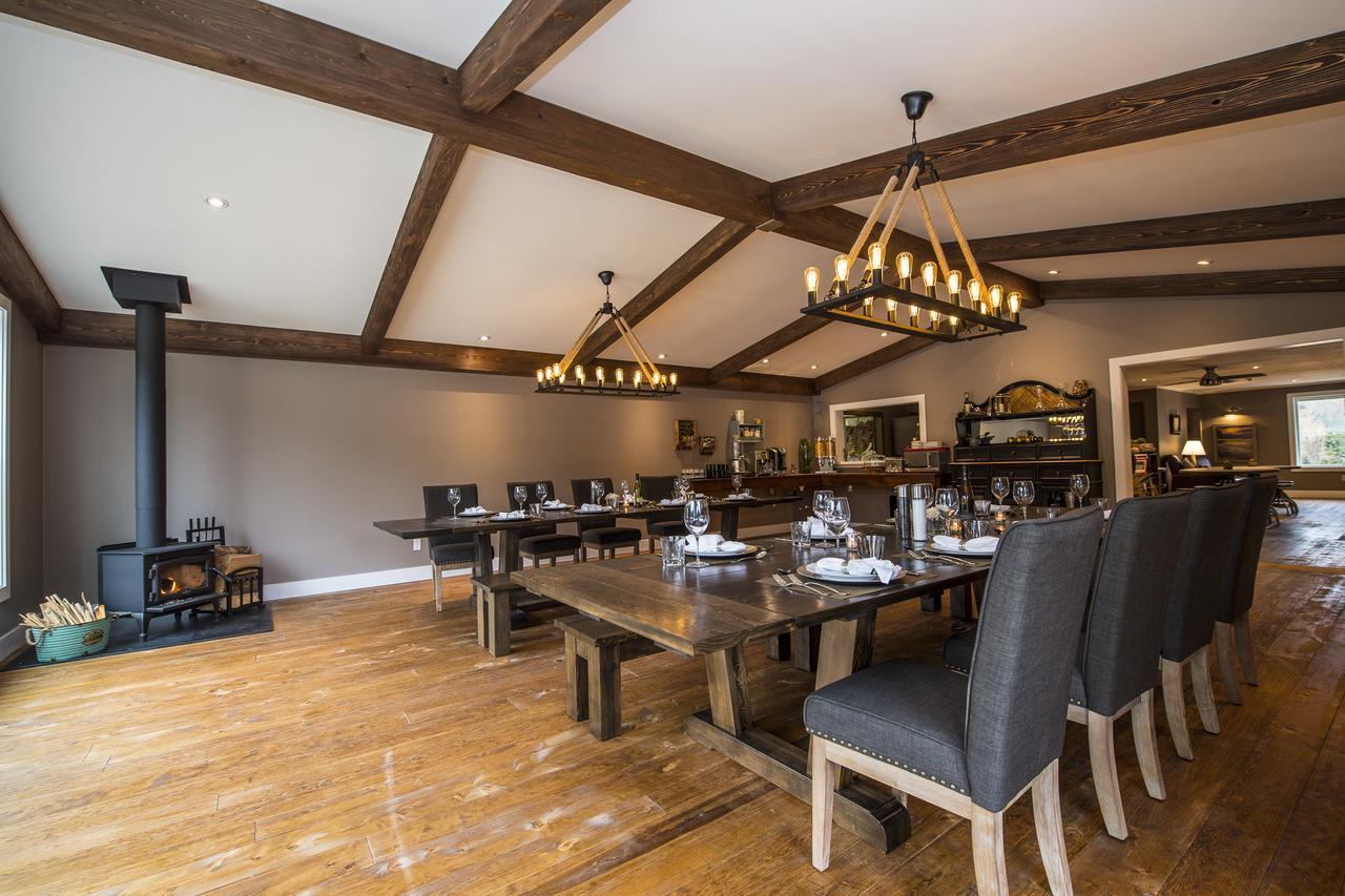 Bella Coola Eagle Lodge Екстер'єр фото